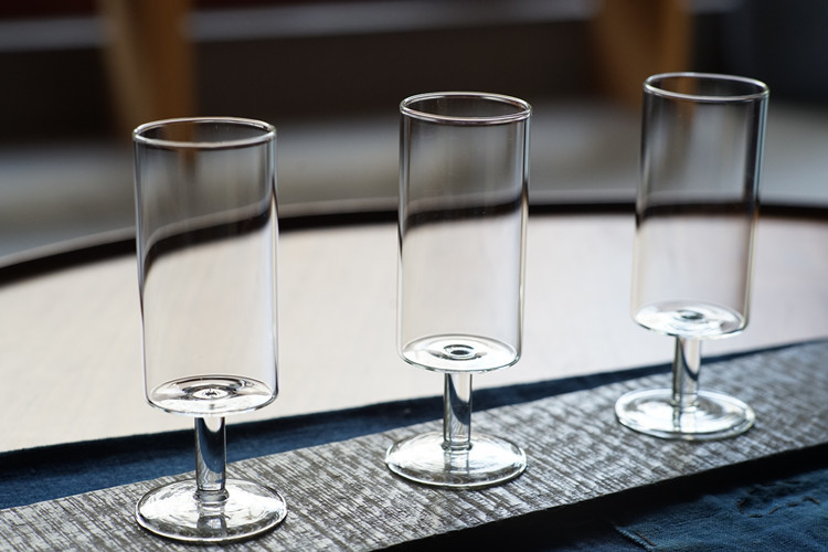 Handmade Ins Wind HeatResistant Glass Goblet GreenTea Cup Monkey Chief Cup Red Wine Cup Tea Table for Home Use Handmade Ins Wind HeatResistant Glass Goblet GreenTea Cup Monkey Chief Cup Red Wine Cup Tea Table for Home Use
