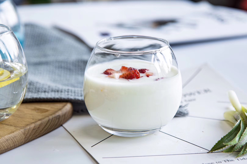 New Glass round Eggcup Goblet Milkshake Ice Cream Dessert Cup Q-Shape Cup Juice Cup