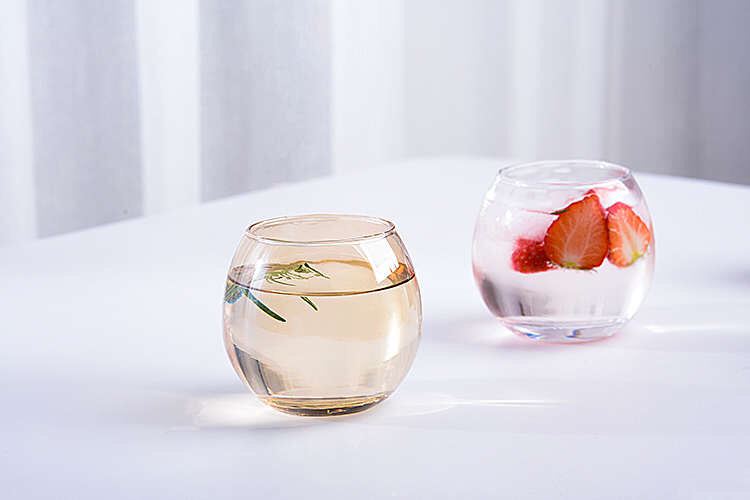 New Glass round Eggcup Goblet Milkshake Ice Cream Dessert Cup Q-Shape Cup Juice Cup