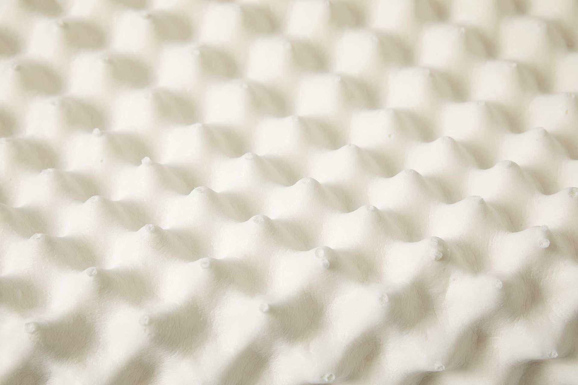 Vontly is an authorized V brand latex pillow