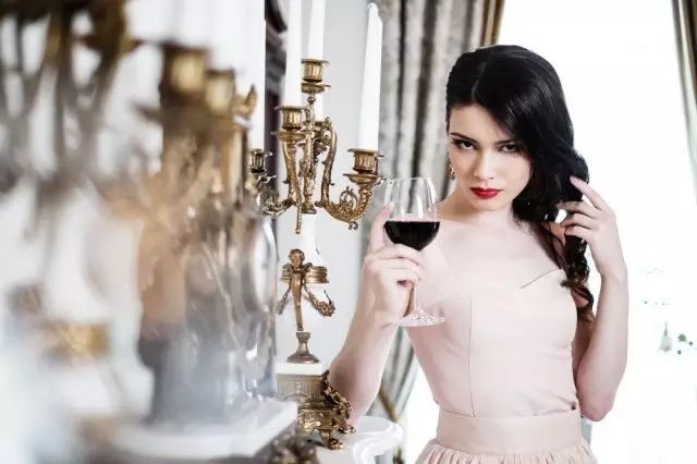 Zhongmai French Imported Channel and Suda Dry Red Wine 750ml Zhongmai French Imported Channel and Suda Dry Red Wine 750ml