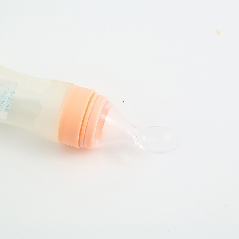Baby Silicone Rice Cereal Soft Head Baby Food Supplement Bottle Children Squeeze Spoon Rice Paste Spoon
