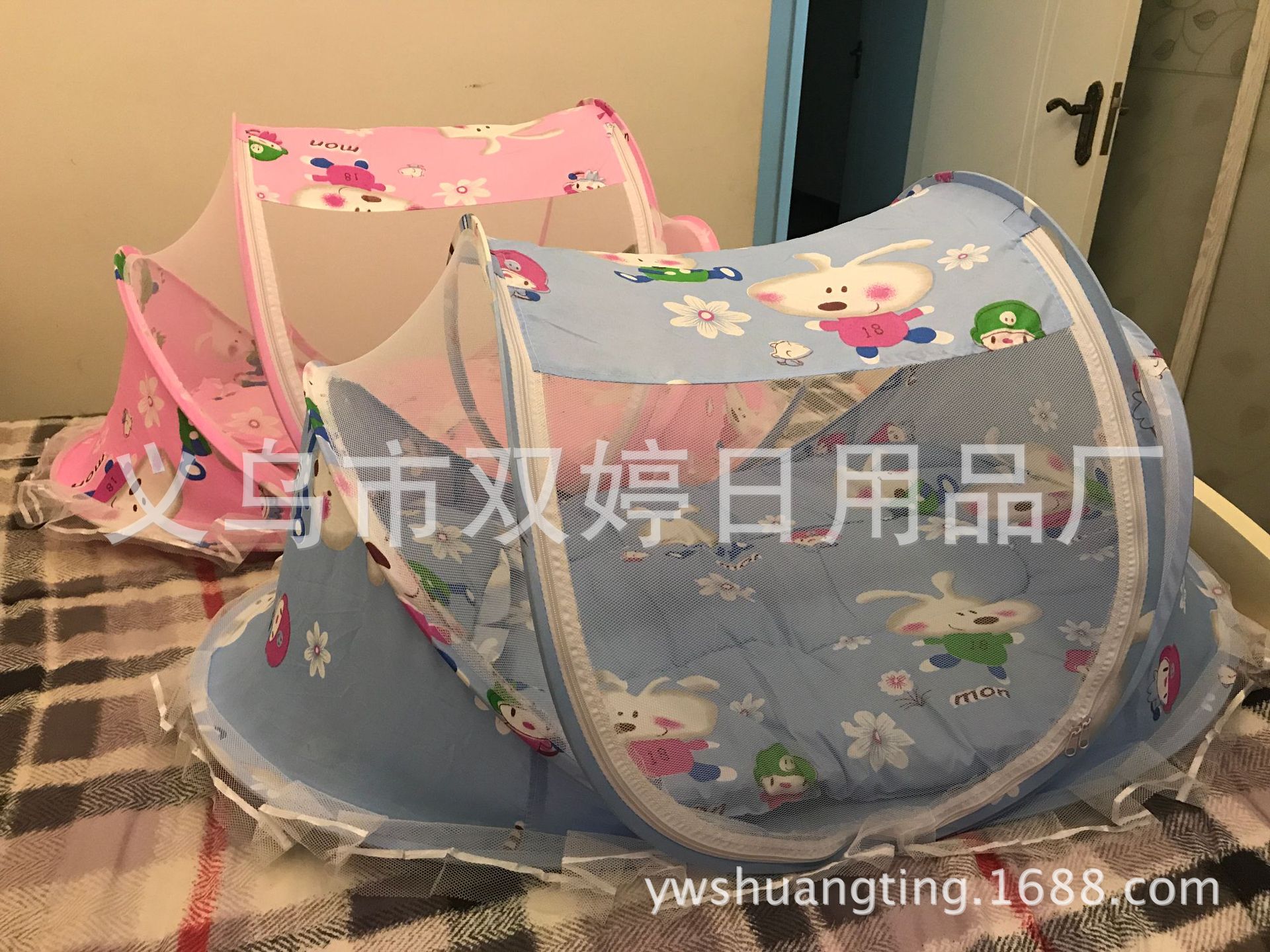 Summer folding baby mosquito net, baby mosquito net to send pillow fabric plus music