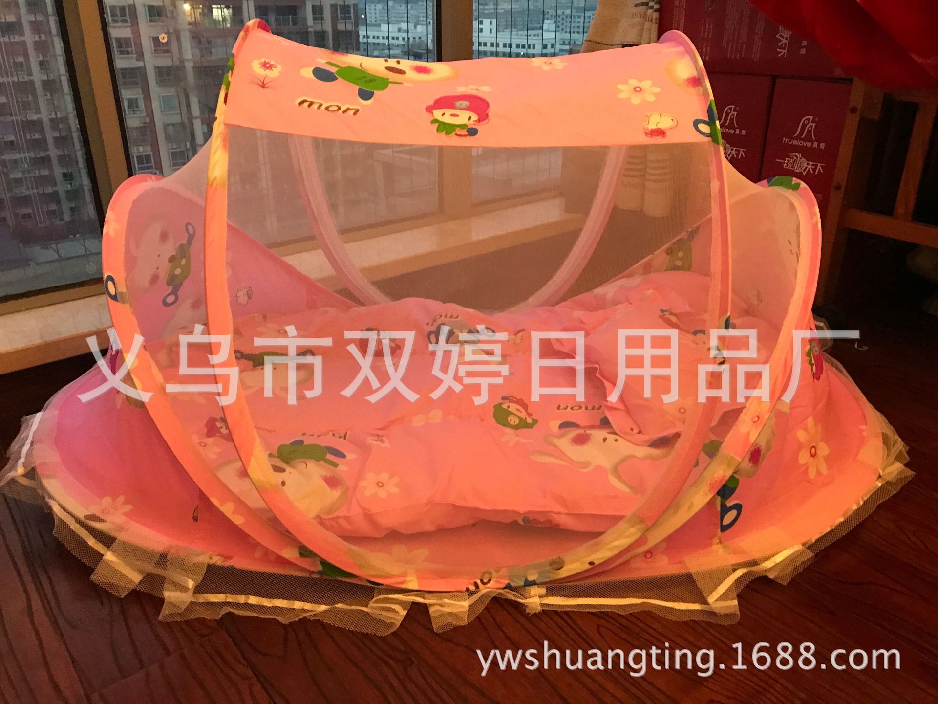 Summer folding baby mosquito net, baby mosquito net to send pillow fabric plus music