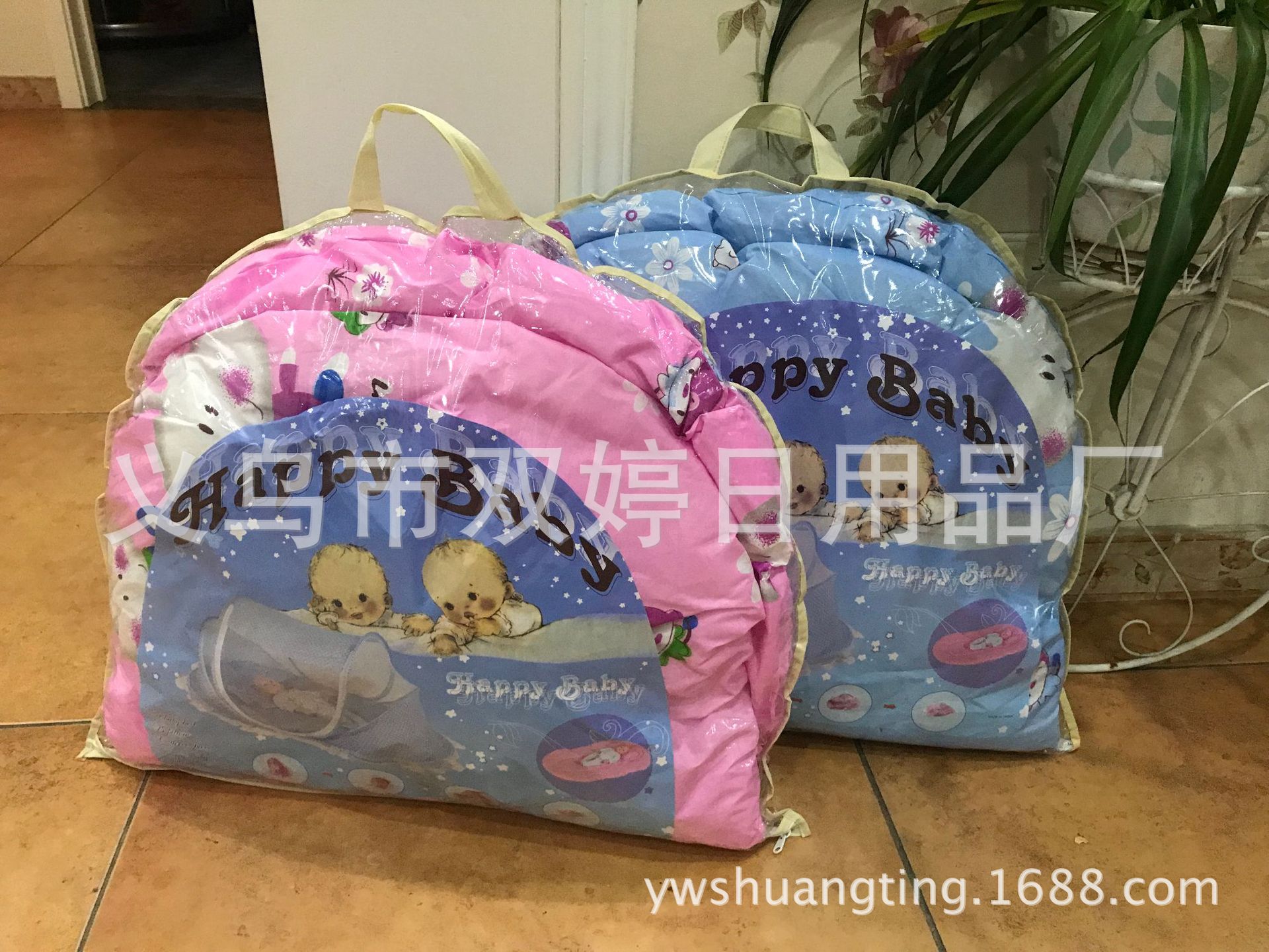Summer folding baby mosquito net, baby mosquito net to send pillow fabric plus music