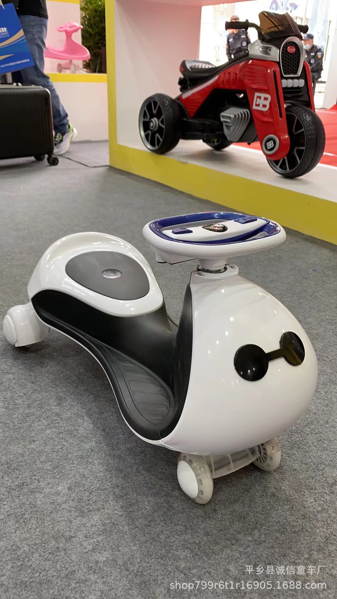Swing Car Children's 1-3 Years Old Anti-Rollover 4 Baby Boys and Girls Sliding Universal Wheel Baby Swing Car Swing Car Children's 1-3 Years Old Anti-Rollover 4 Baby Boys and Girls Sliding Universal Wheel Baby Swing Car