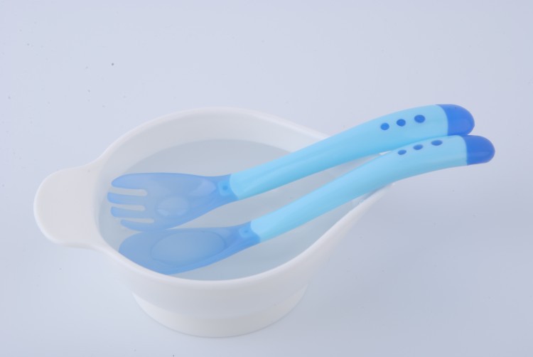 Manufacturer direct Dr. Kim baby high temperature cooking spoon 2 spoons of baby temperature changing spoon Manufacturer direct Dr. Kim baby high temperature cooking spoon 2 spoons of baby temperature changing spoon