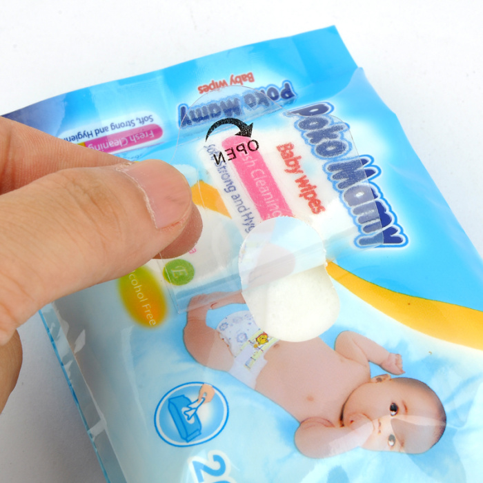 Portable wet towel 20 pump baby wet towel paper baby hand mouth cleaning wet tissue factory wholesale.