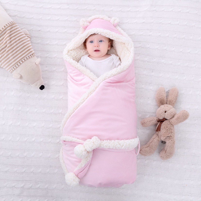 Baby Blanket Cotton Baby Swaddling Quilt Spring, Autumn and Winter Hug Blanket Summer Thickened Quilt Baby Supplies