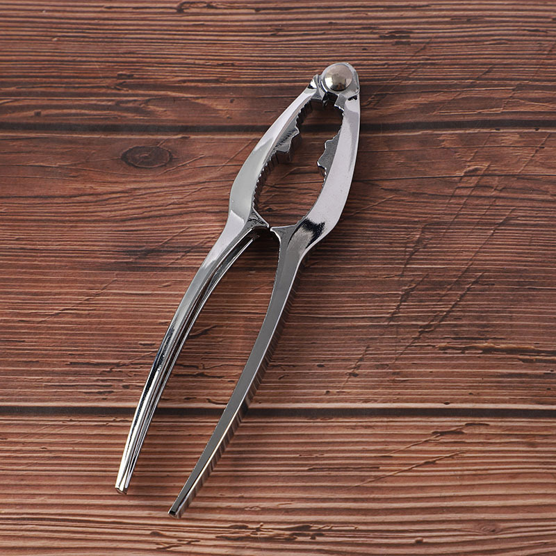 Multifunctional Zinc Alloy Walnut Cracker Siberian Hazelnut Pine Nuts Nut Pliers 70G Household Nutcracker Whole Custom