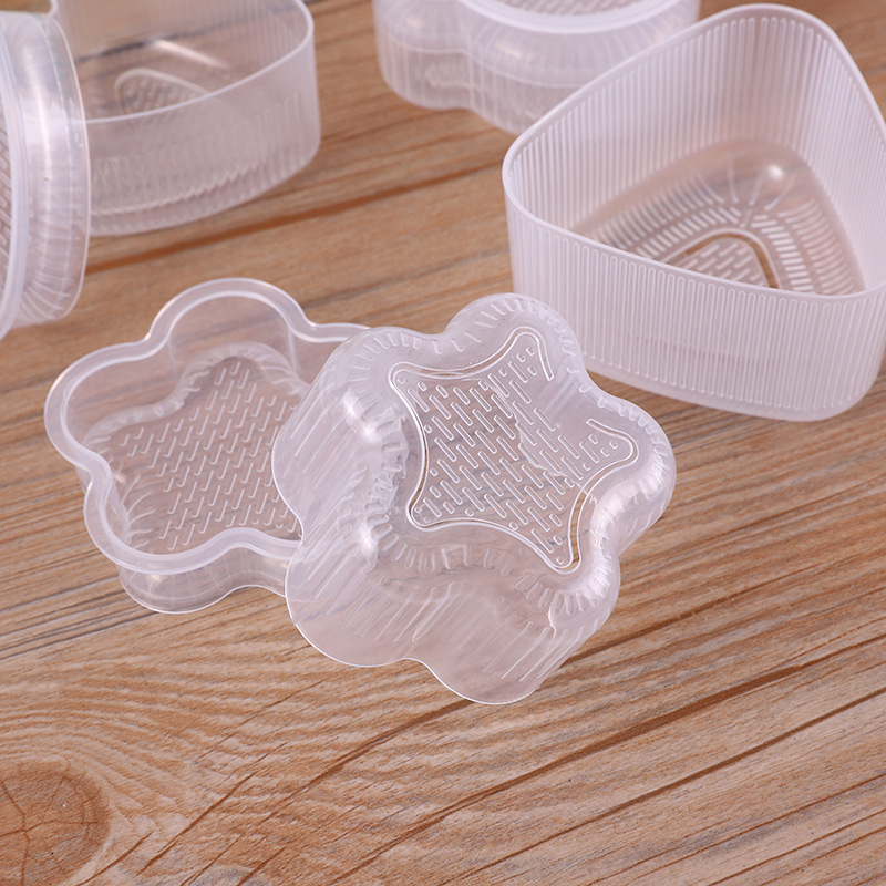 Creative Cartoon Shape Triangle Rice Ball Mold Household Children's Rice Bento Mold DIY Seaweed Sushi Mold Creative Cartoon Shape Triangle Rice Ball Mold Household Children's Rice Bento Mold DIY Seaweed Sushi Mold