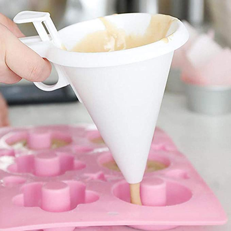 Cream Frosting Batter Funnel Handheld Weight Cup Cake Chocolate Dispenser Baking Tool