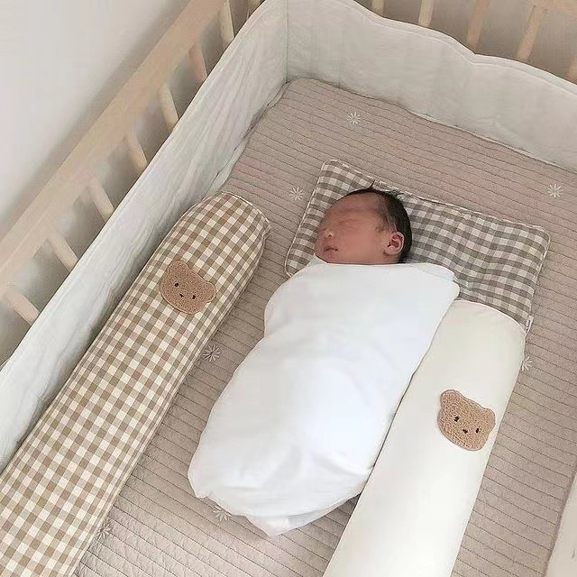 Korean Ins Infant Soothing Pillow Cylindrical Anti-Collision Soothing Pillow Baby Pillow Side Sleeping Bear Bed Fence