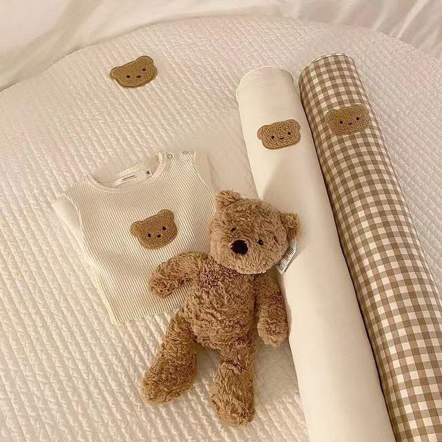 Korean Ins Infant Soothing Pillow Cylindrical Anti-Collision Soothing Pillow Baby Pillow Side Sleeping Bear Bed Fence