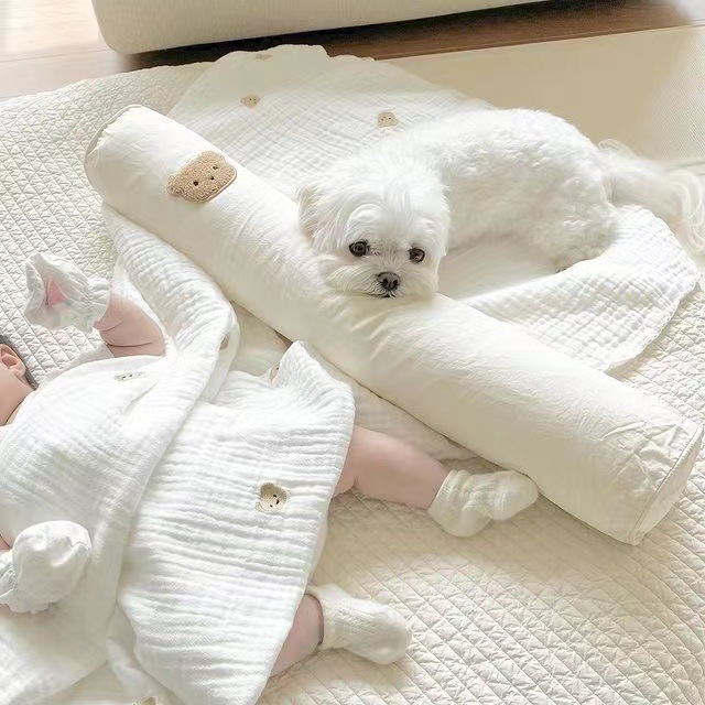 Korean Ins Infant Soothing Pillow Cylindrical Anti-Collision Soothing Pillow Baby Pillow Side Sleeping Bear Bed Fence