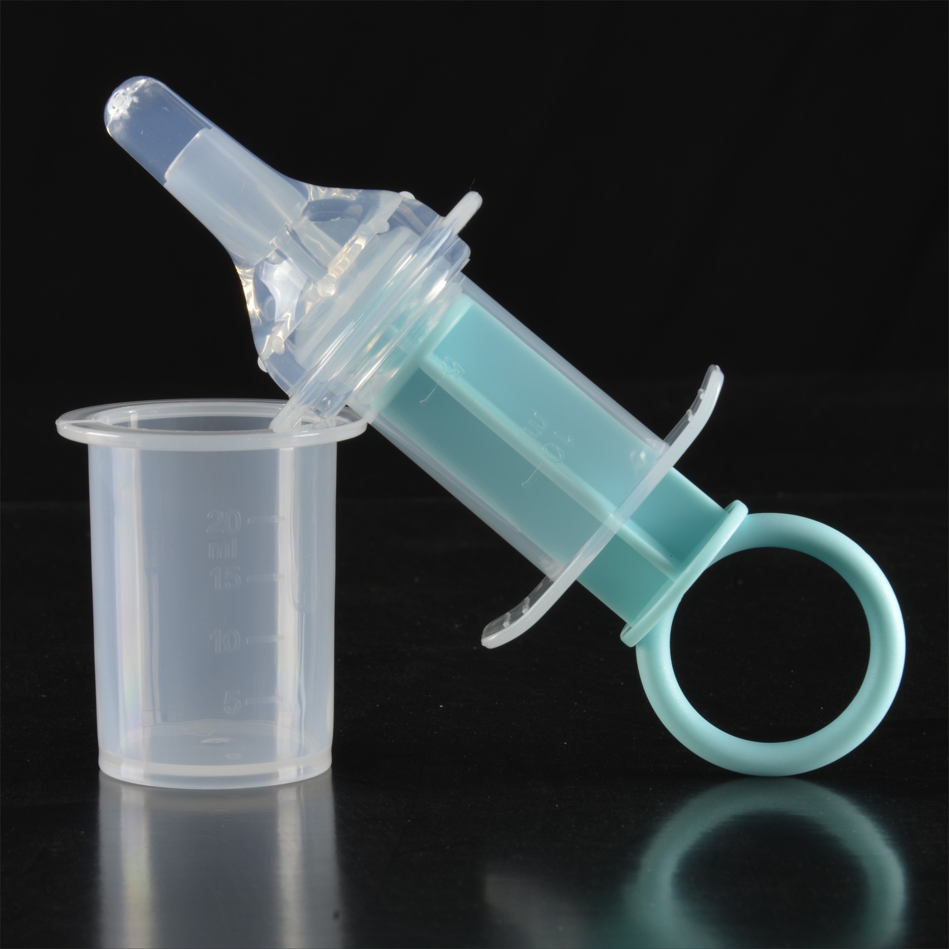 Type Feed Medication Utensil Baby Choke Proof Silicone Feed Medication Utensil Syringe Water Feeder with Measuring Cup Type Feed Medication Utensil Baby Choke Proof Silicone Feed Medication Utensil Syringe Water Feeder with Measuring Cup