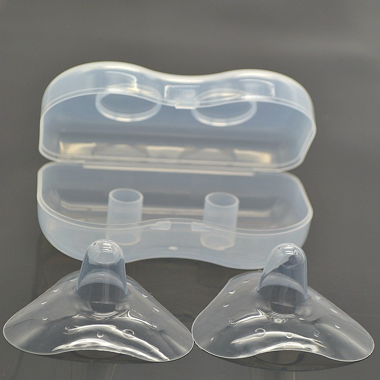 Triangle Silicone Nipple Shields Soft Silicone Nipple Protector Pair with PP Box Package Wholesale Maternal Supplies