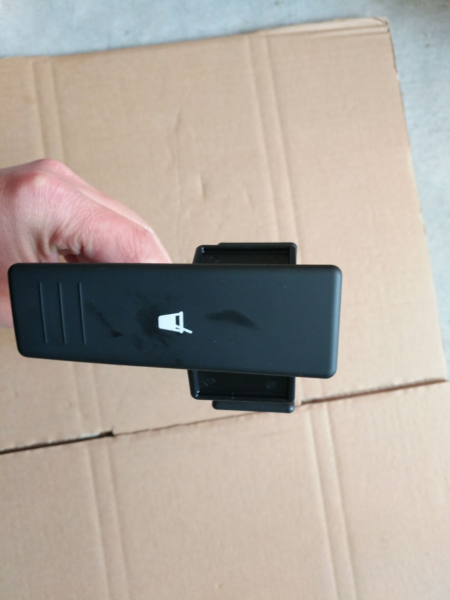 6 Q0 858 602e 6Q0858602E 6Q0 858602E Drink Holder