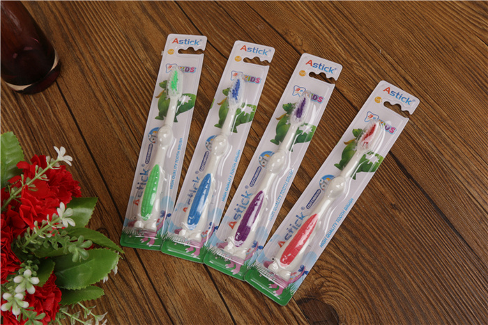 Family boxed children toothbrush toothbrush toothbrush ASTICK elastic filament