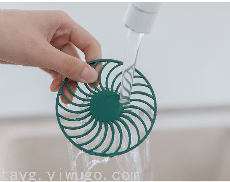 Oscillating Fan Portable Handheld Automatic Shaking Head Silent Desktop Mini USB Recharge Small Fan