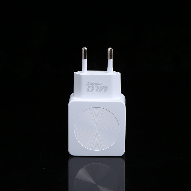 Minlich MLQ mobile charger dual port travel head USB power adapter 5v2.1a white Minlich MLQ mobile charger dual port travel head USB power adapter 5v2.1a white