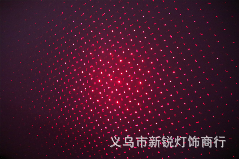 New outdoor waterproof double hole laser light Christmas laser lawn light red and green starry garden projection lamp