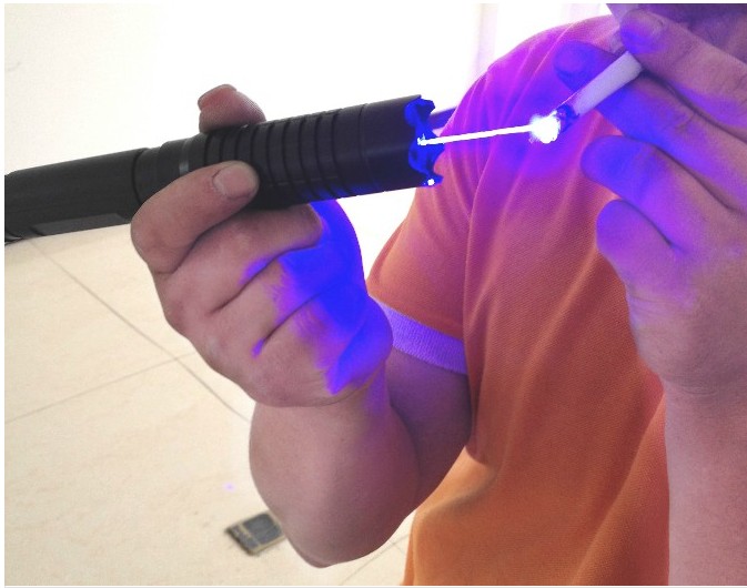 The 5W gatlin 017 high-power laser light emitting laser with laser lighting and laser flashlight