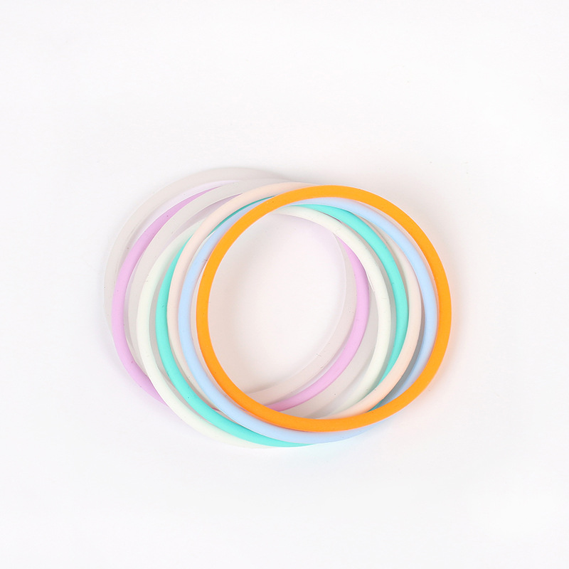Manufacturers direct mosquito repellent bracelet Creative simple heart essential oil anti-mosquito ring pendant bracelet