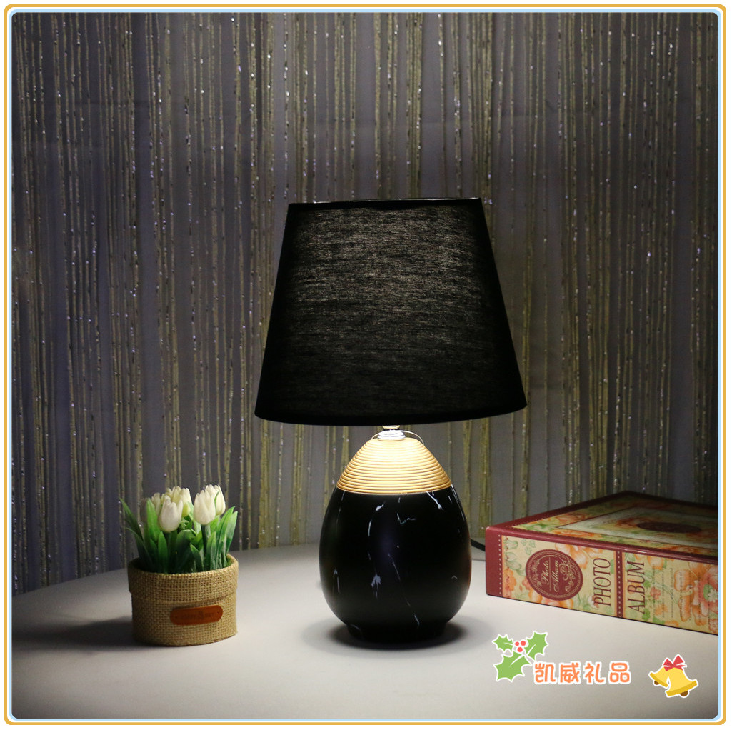 Modern Minimalist Ceramic Table Lamp Bedroom Bedside Lamp Creative and Cozy Wedding Living Room Decorative Lamps Modern Minimalist Ceramic Table Lamp Bedroom Bedside Lamp Creative and Cozy Wedding Living Room Decorative Lamps