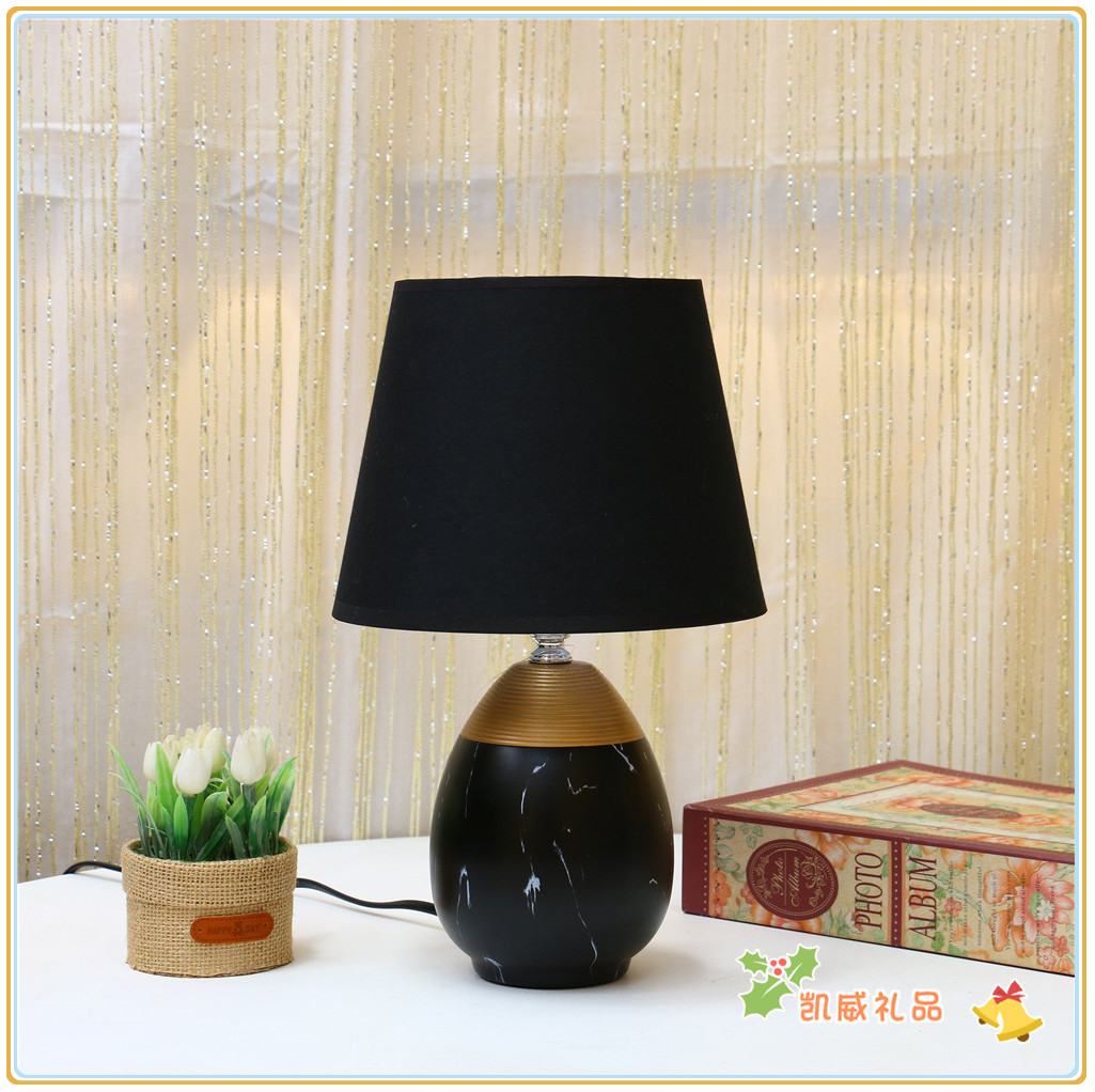 Modern Minimalist Ceramic Table Lamp Bedroom Bedside Lamp Creative and Cozy Wedding Living Room Decorative Lamps Modern Minimalist Ceramic Table Lamp Bedroom Bedside Lamp Creative and Cozy Wedding Living Room Decorative Lamps