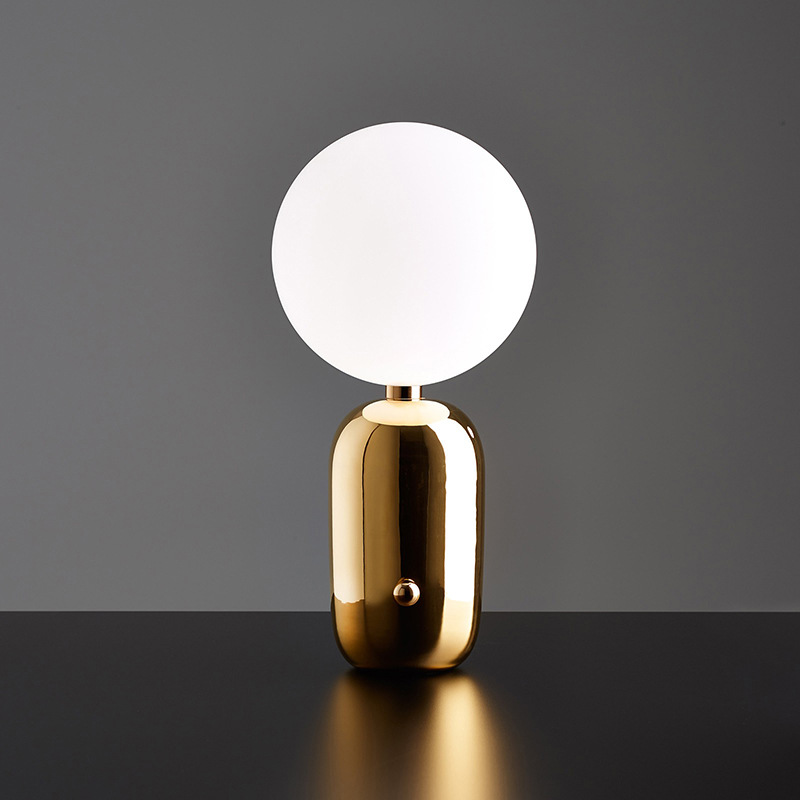 Table Lamp Modern Living Room Cozy Bedroom Bedside Ins Wind Magic Soymilk White Glass Nordic Decoration Table Lamp