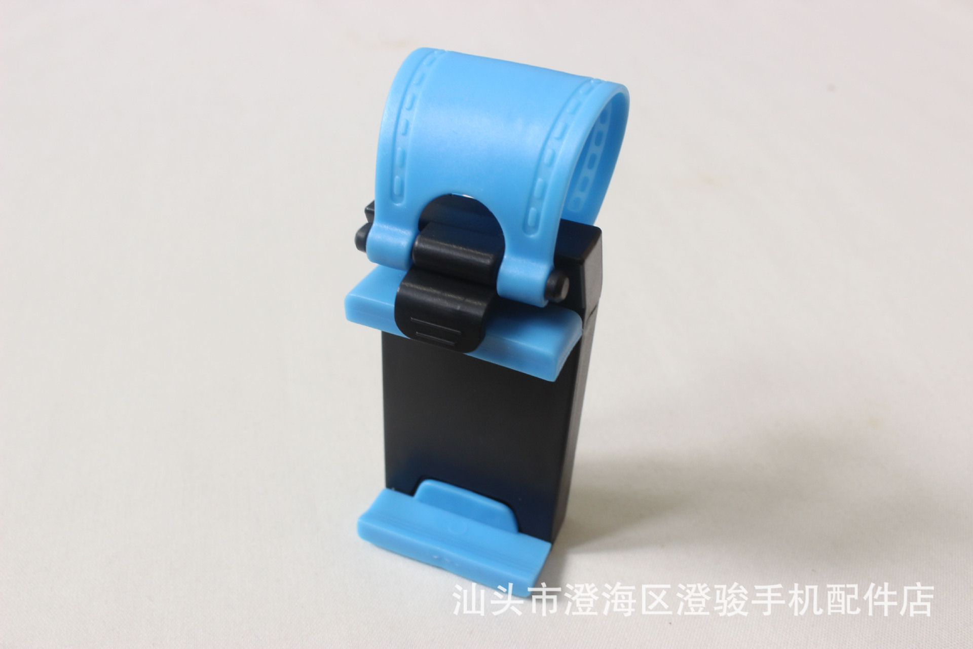 Hanging Button Car Steering Wheel Mobile Phone Bracket Vehicle-Based Cell Phone Holder Car Navigation Mobile Phone Stand