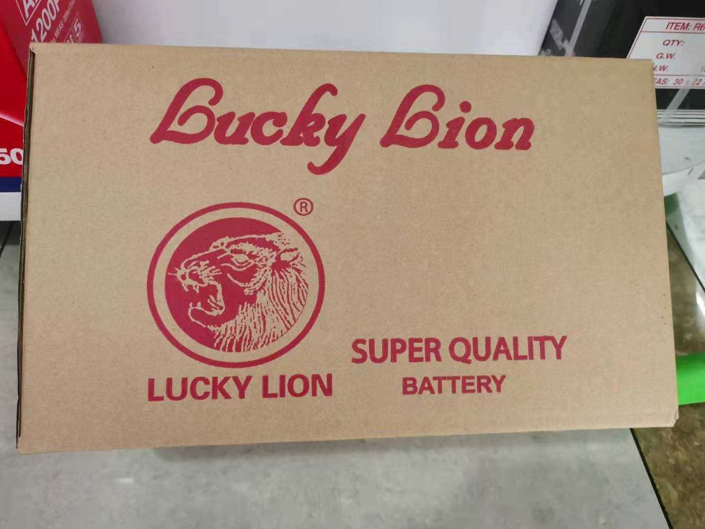 Lion Brand Lucky Lion5 Battery Small Power Children&#039;s Toy Car AA Carbon Battery Factory Direct Sales