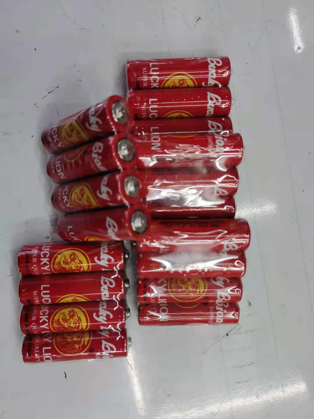 Lion Brand Lucky Lion5 Battery Small Power Children&#039;s Toy Car AA Carbon Battery Factory Direct Sales
