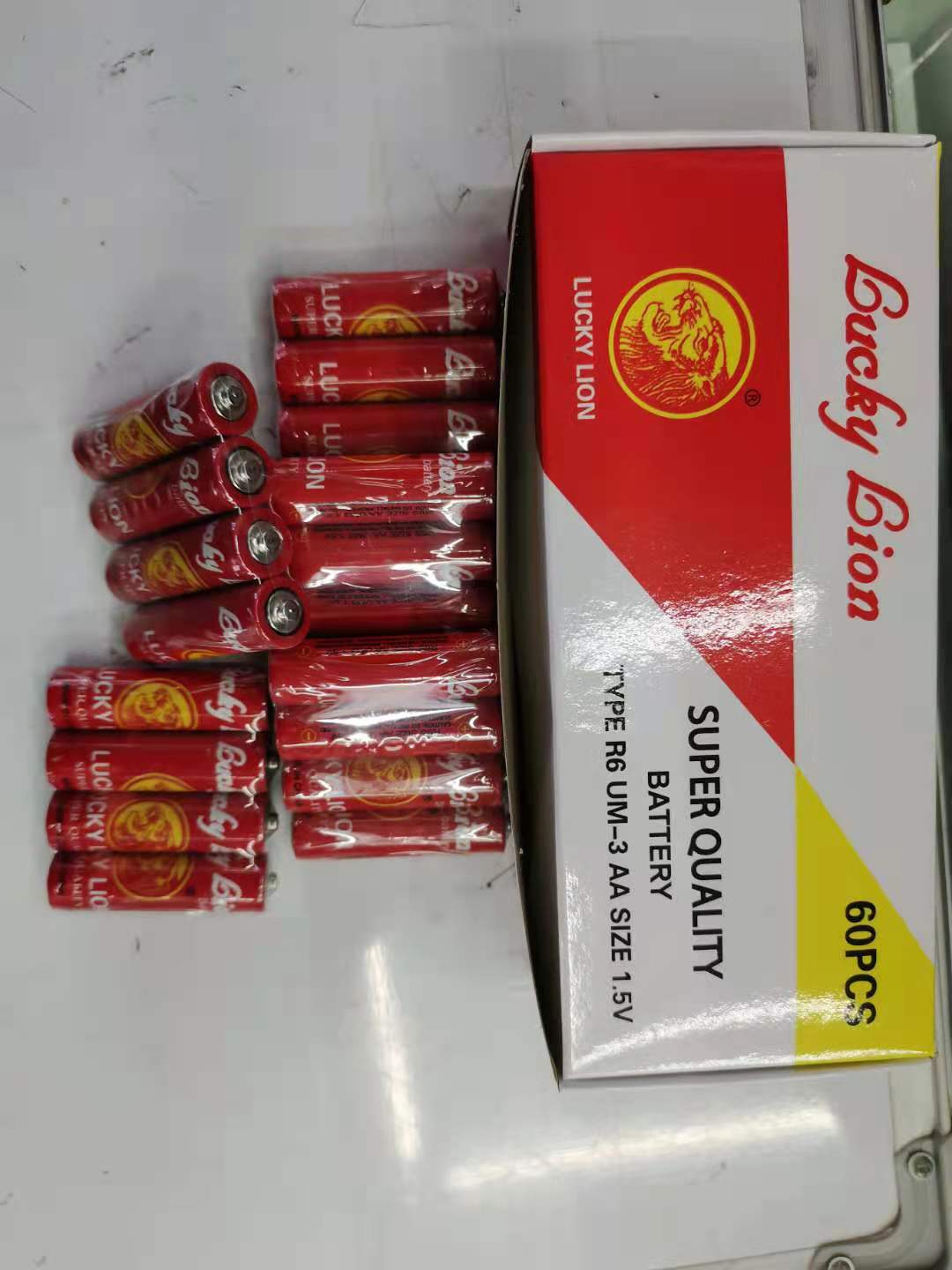 Lion Brand Lucky Lion5 Battery Small Power Children's Toy Car AA Carbon Battery Factory Direct Sales