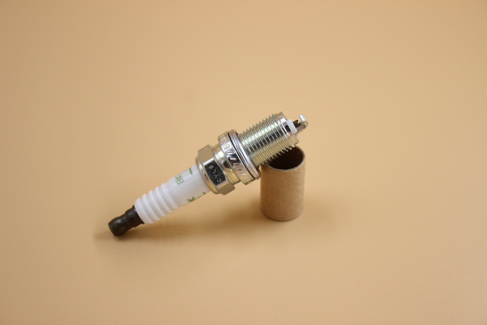 NGK Spark Plug BKR6E-11 for TOYOTA NISSAN LEXUS ISUZU MITSUBISHI KIA SUZUKI