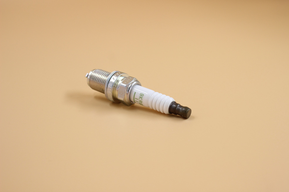 NGK Spark Plug BKR6E-11 for TOYOTA NISSAN LEXUS ISUZU MITSUBISHI KIA SUZUKI