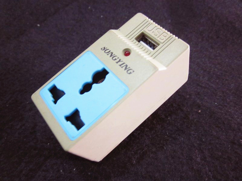 European Standard Double round Plug Multi-Function Conversion Socket with USB Outlet Converter