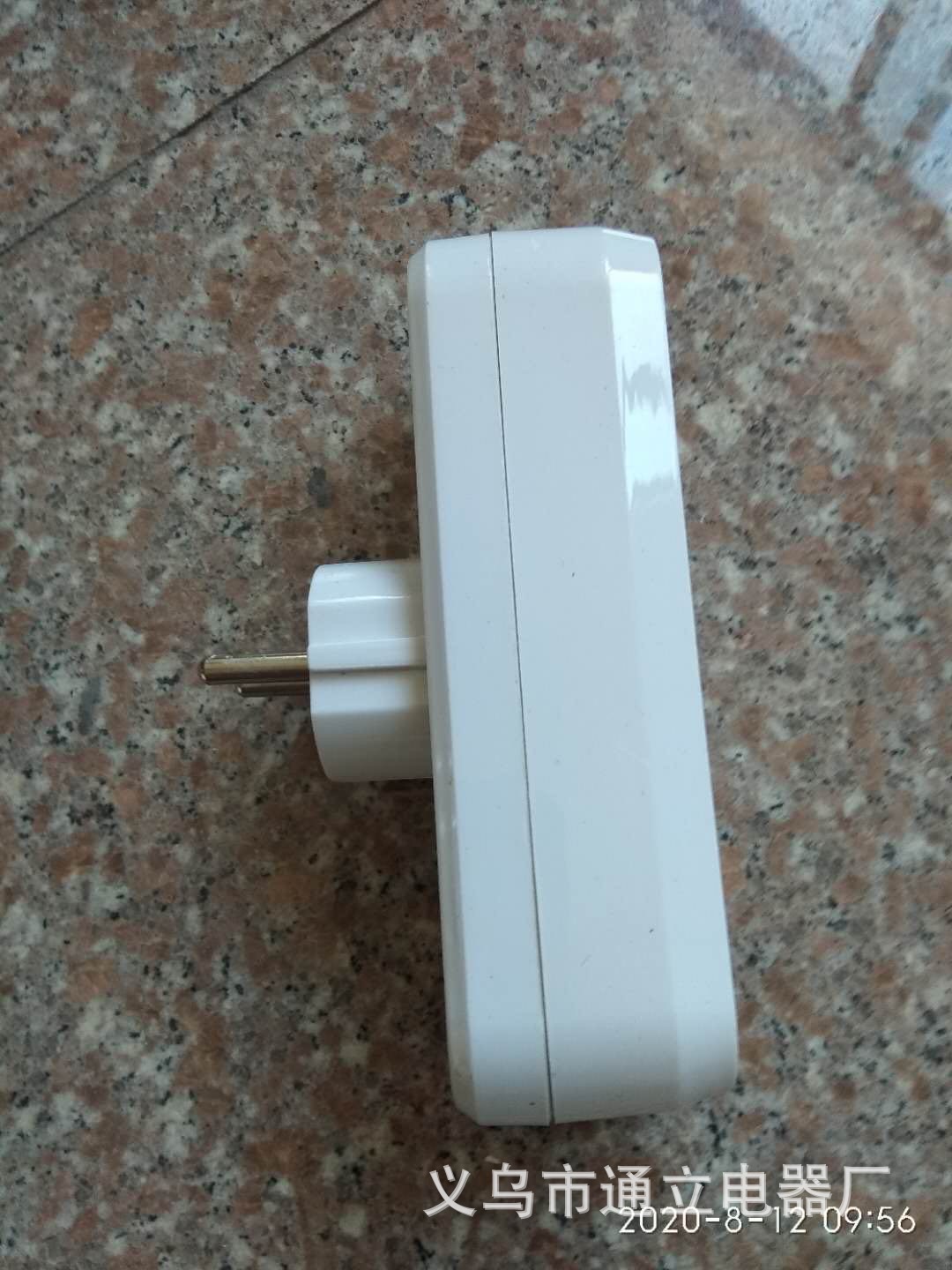 European row plug English socket two holes flat plug two board transfer board white plug board European row plug English socket two holes flat plug two board transfer board white plug board