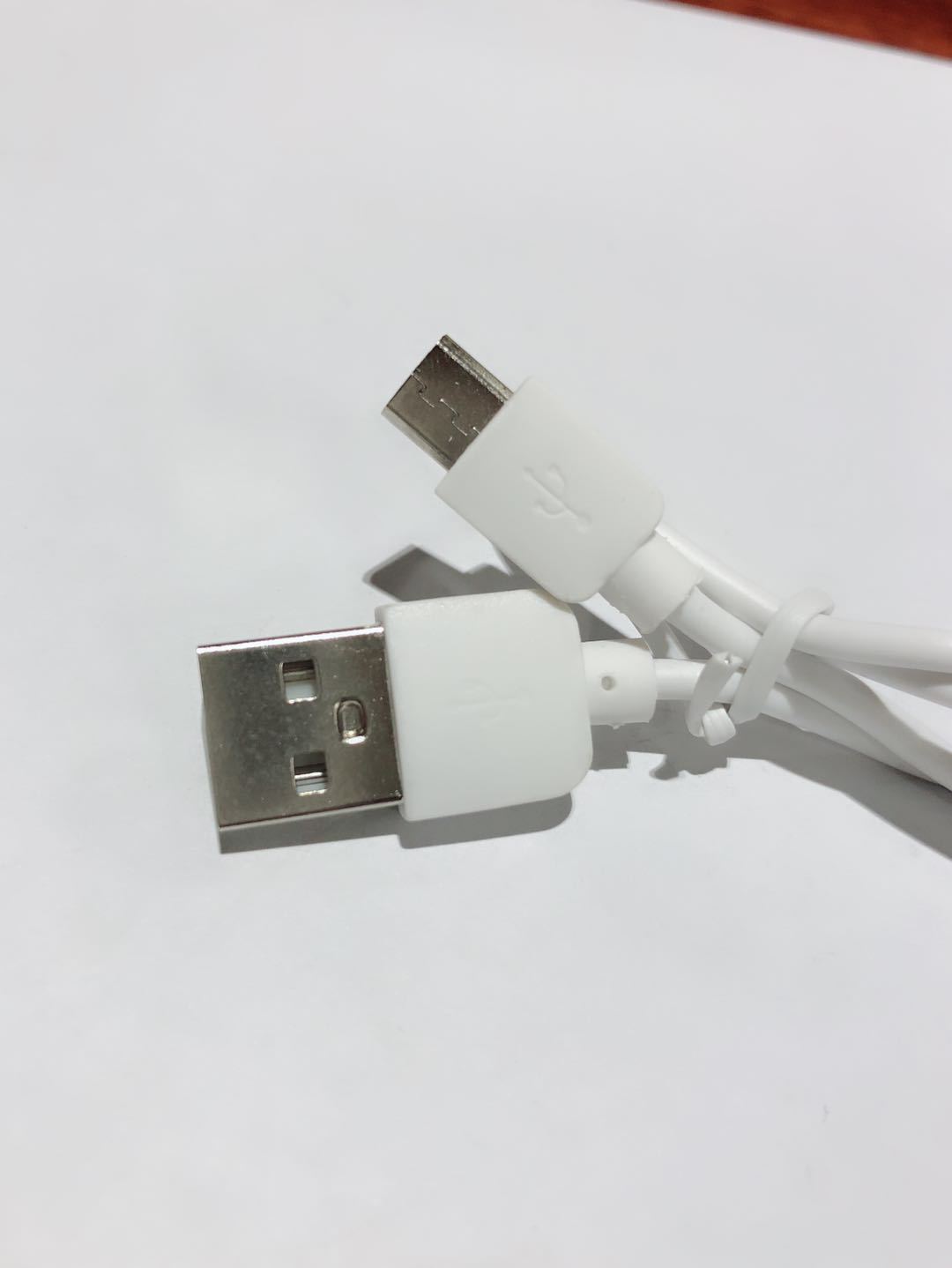 Data Cable V8 for Android Apple Huawei USB Mobile Phone 2A Bluetooth Headset Humidifier Pure Copper Charging Cable Data Cable V8 for Android Apple Huawei USB Mobile Phone 2A Bluetooth Headset Humidifier Pure Copper Charging Cable