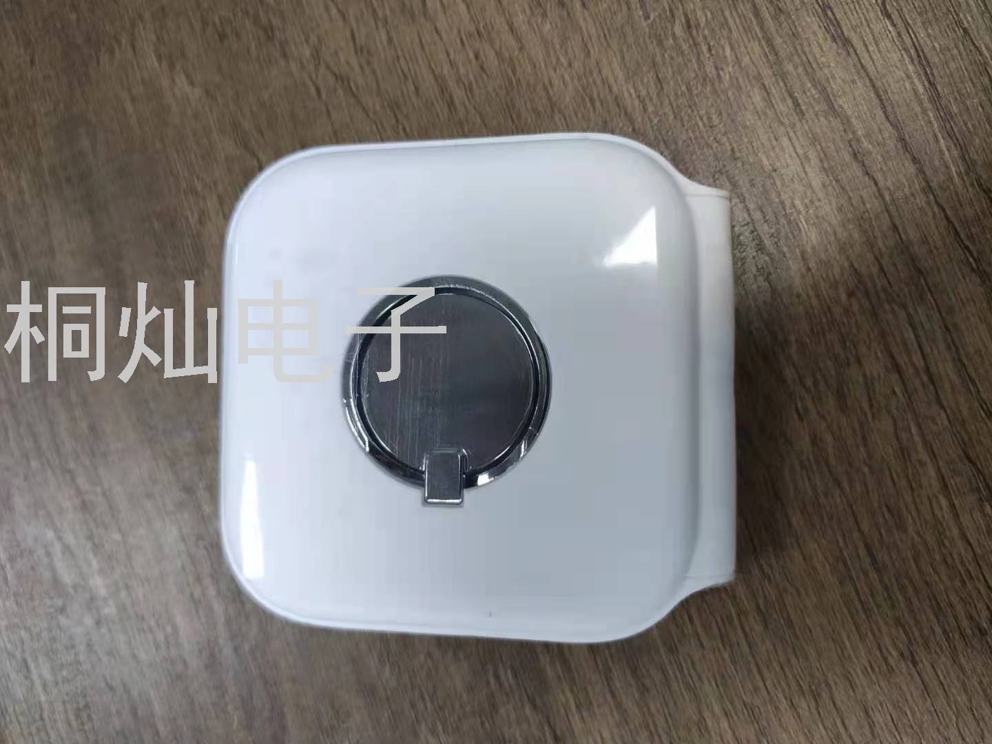 Two-in-One Folding Wireless Charger Suitable for iPhone Watch Iphone12 Magnetic Wireless Charger Electrical Appliances Two-in-One Folding Wireless Charger Suitable for iPhone Watch Iphone12 Magnetic Wireless Charger Electrical Appliances