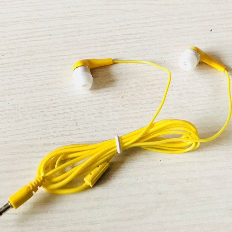 Fashion Colorful Transparent Crystal Cable Music Headset Gift Delivery 370 Gourd Head MP3 in-Ear Universal Earbuds Fashion Colorful Transparent Crystal Cable Music Headset Gift Delivery 370 Gourd Head MP3 in-Ear Universal Earbuds