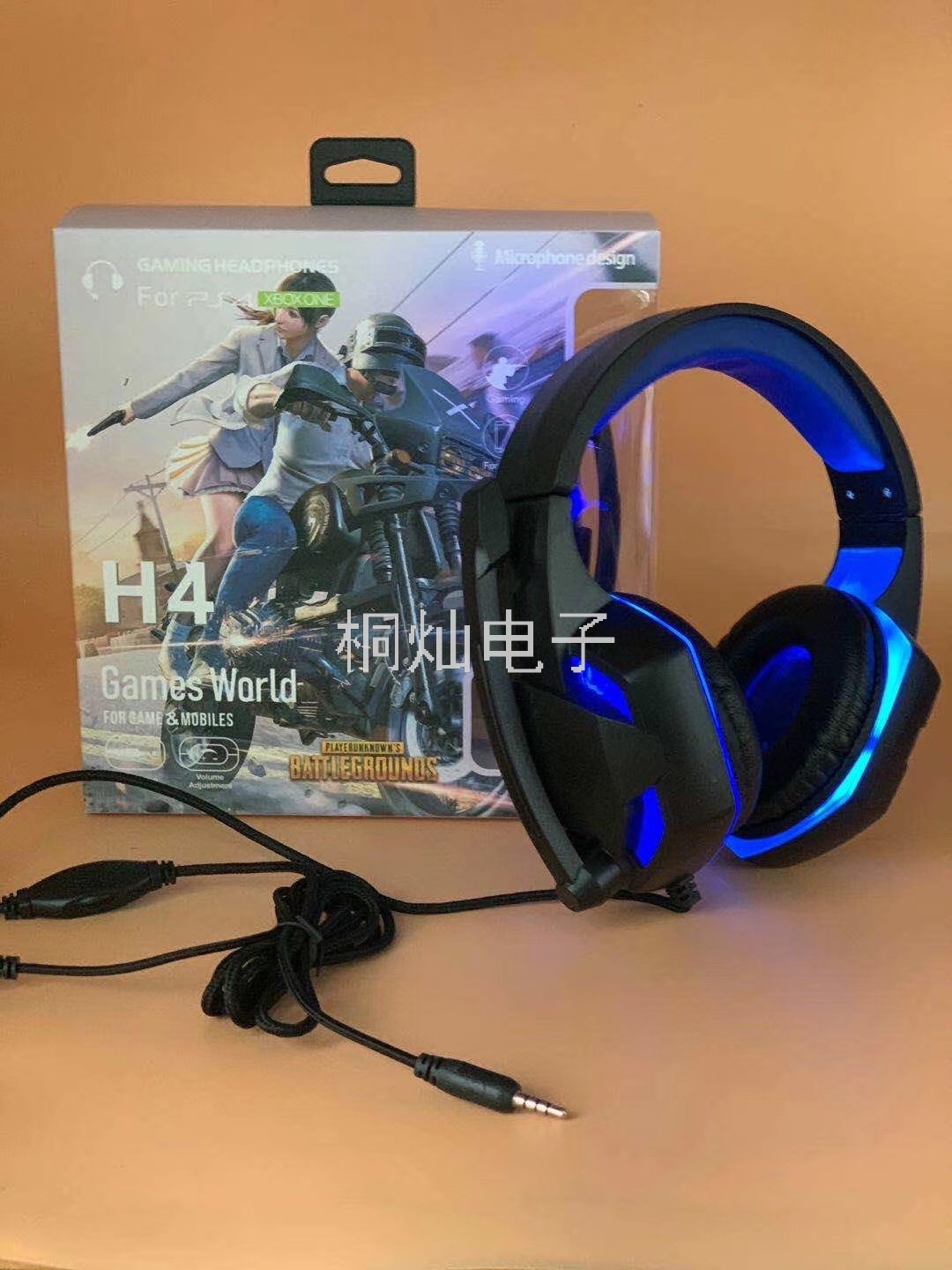 Headset Computer Game Wire Control USB Wired Led Luminous Headset E-Sports Ear Machine 3.5ps4 Headset Computer Game Wire Control USB Wired Led Luminous Headset E-Sports Ear Machine 3.5ps4