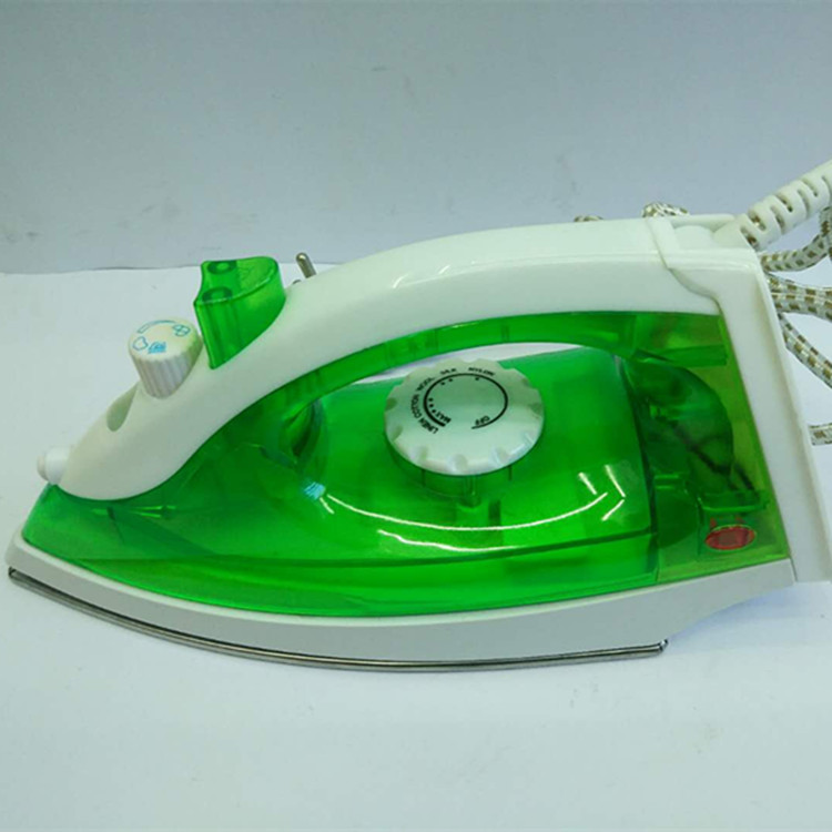 Convenience store supply small power mini electric iron to remove steam iron can wash underwear store.
