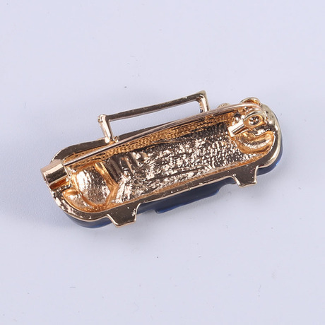 Hot new creative retro retro radio brooch alloy drip oil recorder simple fashion accessories