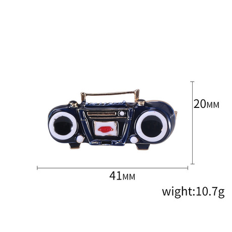 Hot new creative retro retro radio brooch alloy drip oil recorder simple fashion accessories