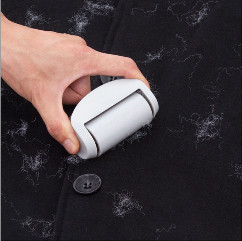 Washable clothes lint roller portable mini lint roller for household clothes lint remover and dust remover