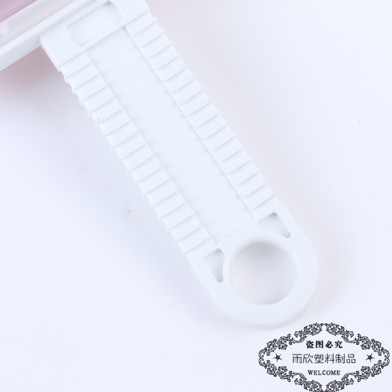 Portable Compact Handheld Drum Pink Clothing Lint Remover Dusting Brush Hair Remover Various Colors