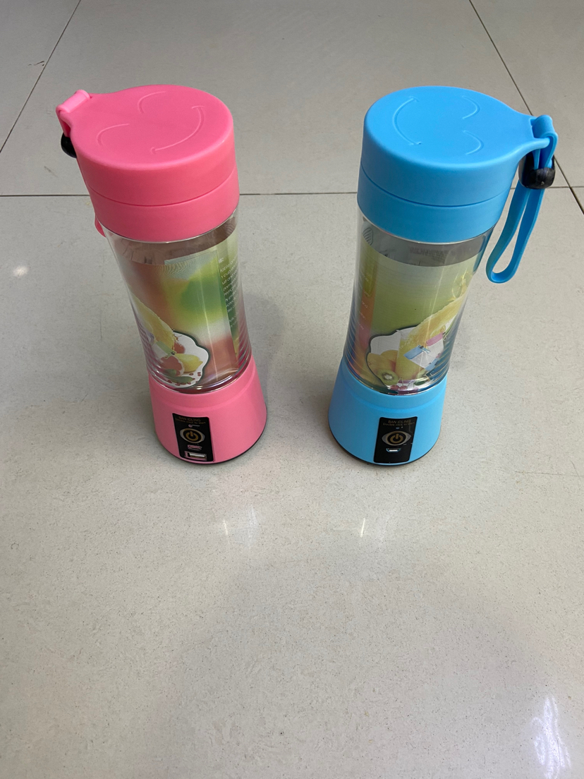 New Electric Mini Pulp Juicer Cup Household Portable Multifunctional Fruit Juicing Cup Juicer Cup