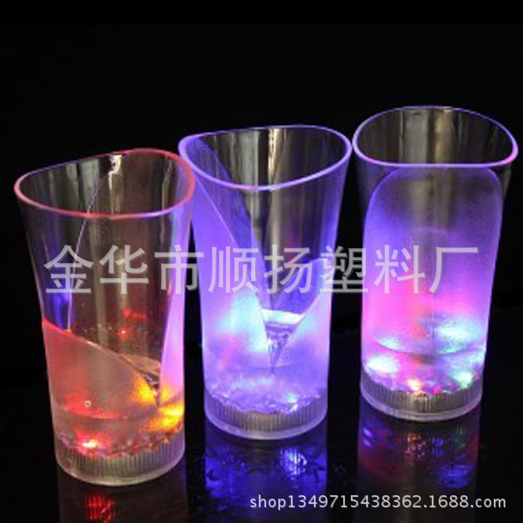 Induction cold light water cup seven color luminous cup LED flash cup bar KTV essential